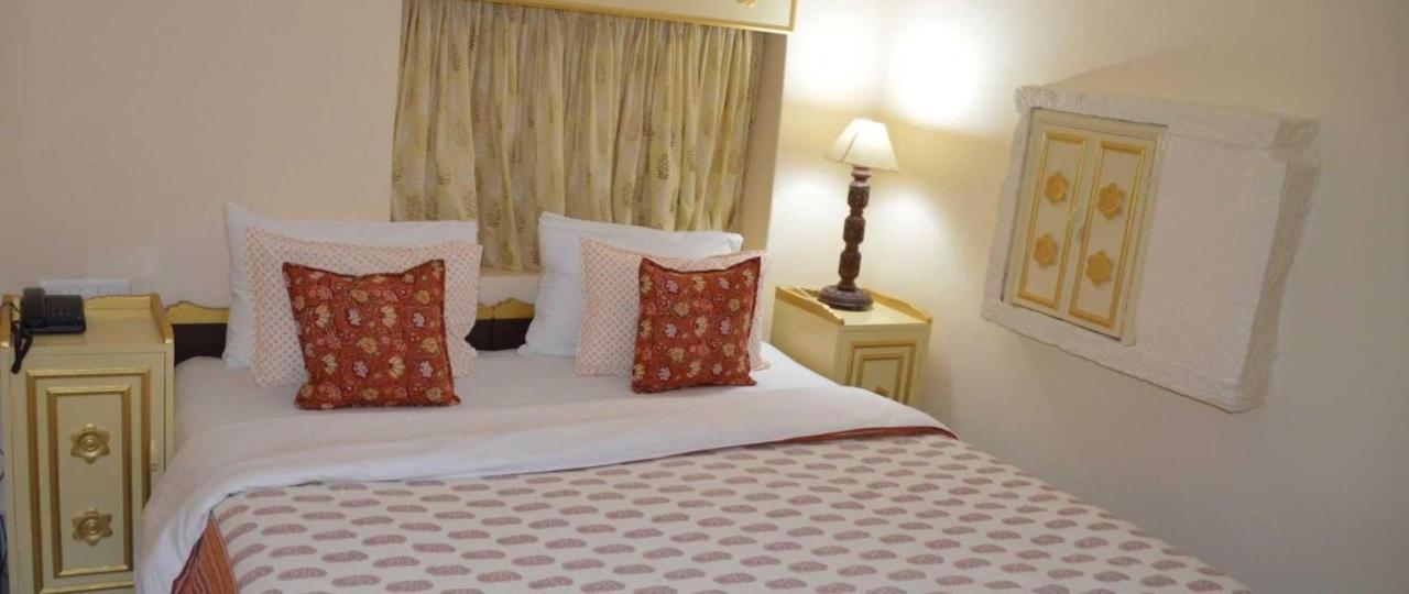 Hotel Himmat Niwas Jaisalmer Ngoại thất bức ảnh